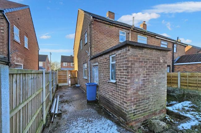 24 Queensway, Manchester, M44 6ND 9