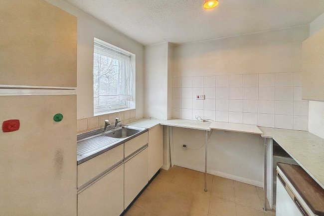 Flat 30 Willoughby Mews, Willoughby Lane, Tottenham, London, N17 0YH 1