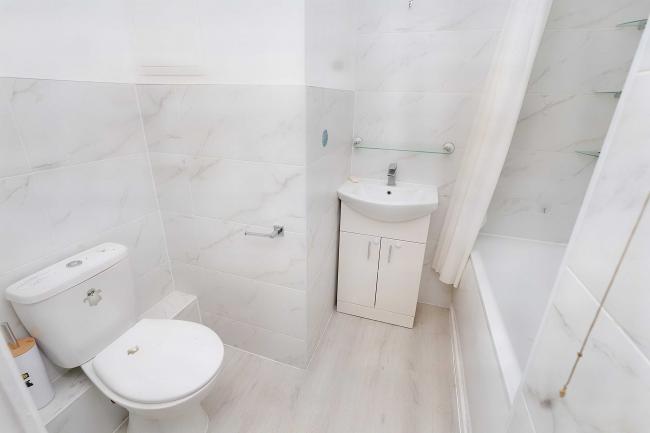 Flat 311 Beveridge Court, Saunders Way, Thamesmead, London, SE28 8DZ 3