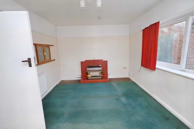 18 Chantry Road, Kempston, Bedford, Bedfordshire, MK42 7QU 7