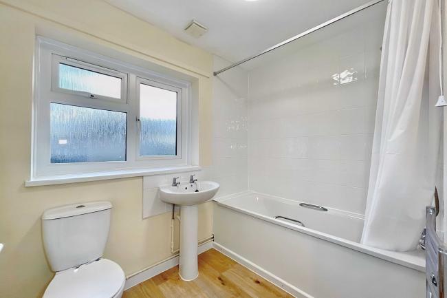 45 Queens Road, Warmley, Bristol, South Gloucestershire BS30 8EQ 2