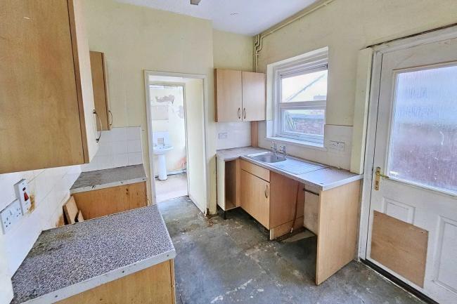 103 Oakfield Street, Altrincham, WA15 8HQ 4