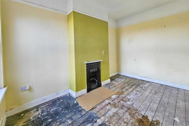 103 Oakfield Street, Altrincham, WA15 8HQ 4