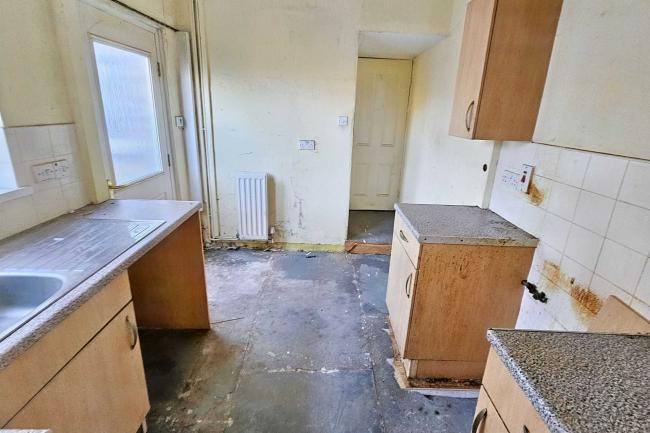 103 Oakfield Street, Altrincham, WA15 8HQ 4