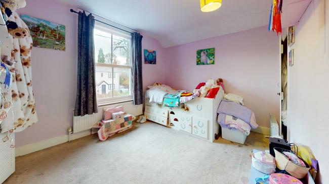 77 Chertsey Road, Windlesham, Surrey, GU20 6HD 4