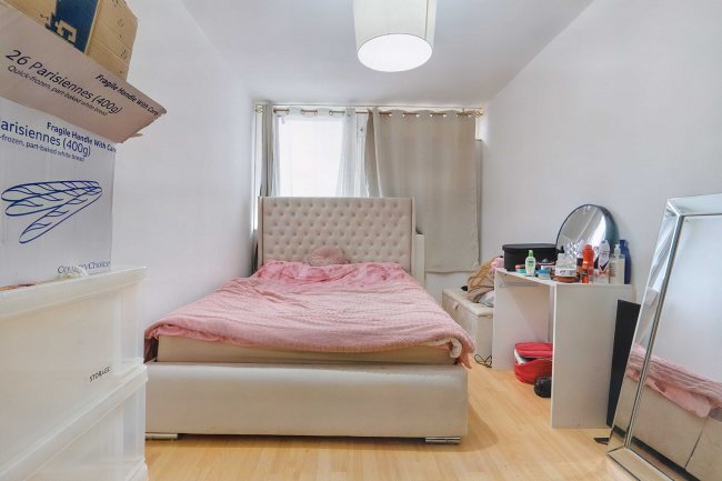 41 Westland House, Rymill Street, North Woolwich, E16 2LF 10