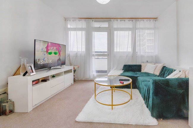 41 Westland House, Rymill Street, North Woolwich, E16 2LF 10