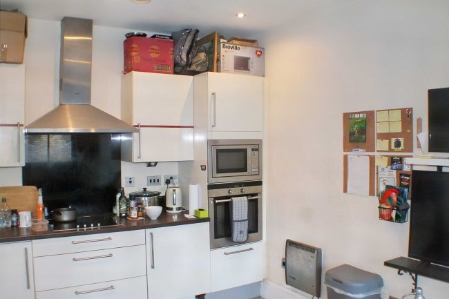 Flat 23 Albion House, 4 Hick Street, Bradford, BD1 5AW 9