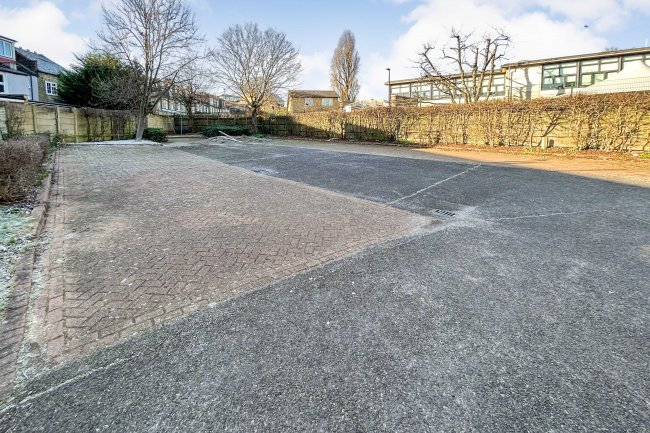 31 Bowmans Mews, Southfields, London, SW18 5TN 4