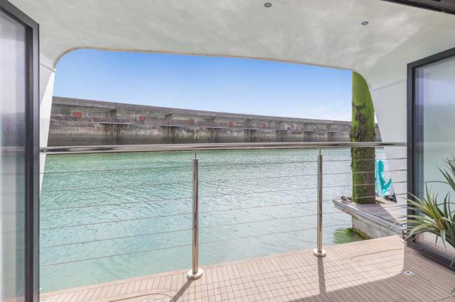 Houseboat and Berth, Eastern Concourse, Brighton Marina Village, Brighton, BN2 5SF 4
