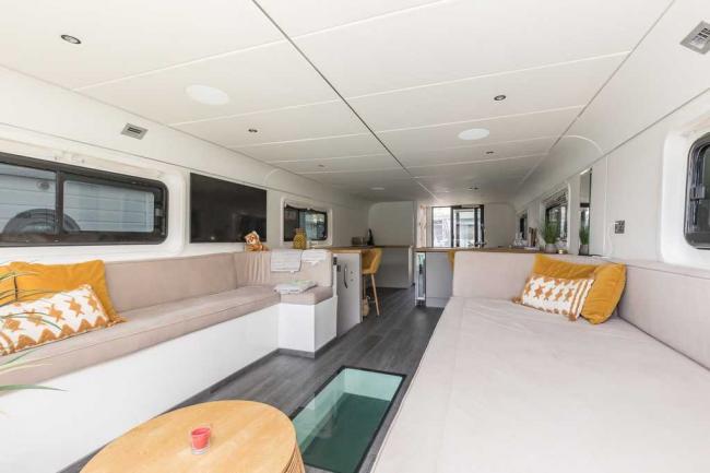 Houseboat and Berth, Eastern Concourse, Brighton Marina Village, Brighton, BN2 5SF 4
