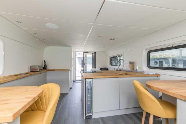 Houseboat and Berth, Eastern Concourse, Brighton Marina Village, Brighton, BN2 5SF 4