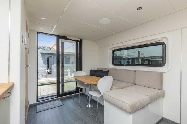 Houseboat and Berth, Eastern Concourse, Brighton Marina Village, Brighton, BN2 5SF 4