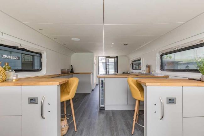 Houseboat and Berth, Eastern Concourse, Brighton Marina Village, Brighton, BN2 5SF 4