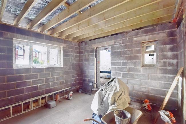 3 New Road, Llanelli, Dyfed, SA15 3DP 7