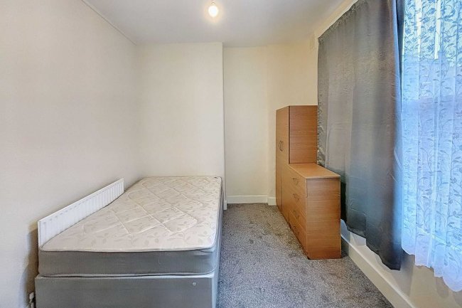 Ground Floor, 132 Shirland Road, Maida Vale, London, W9 2BT 6