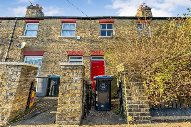 11 Verney Street, Neasden, London, NW10 0AY 1