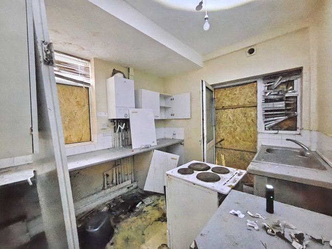 9 Lynn Grove, Blackpool FY1 2HZ 7