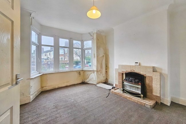 31 Ramsey Avenue, Blackpool, FY3 7AG 10