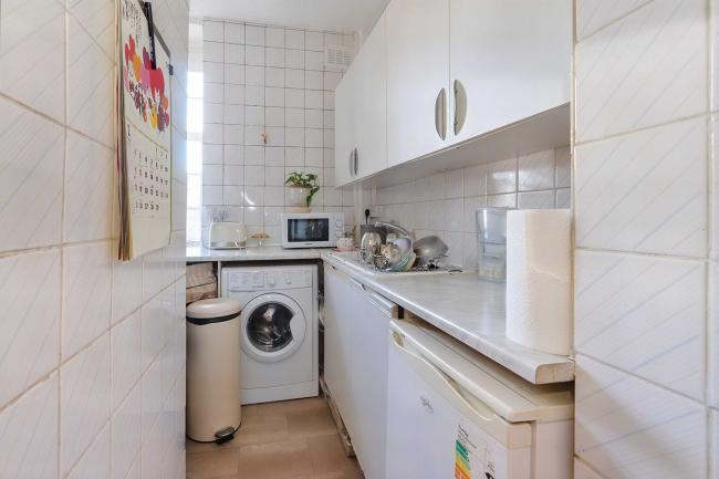 Flat 17, Mortimer Court, Abbey Road, St Johns Wood, London, NW8 9AB 3