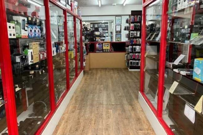 92 Montague Street, Worthing, BN11 3HF 8