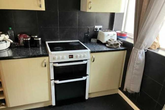 92 Montague Street, Worthing, BN11 3HF 8