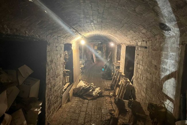 146-148 High Street, Tonbridge TN9 1BB 2