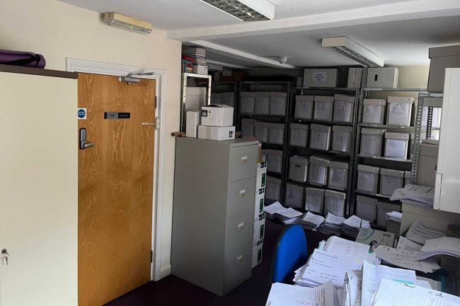 146-148 High Street, Tonbridge TN9 1BB 2