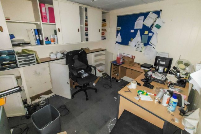 The Training Centre Park Road, Teddington, London, TW11 0AQ 10