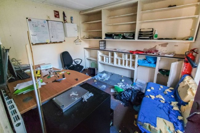 The Training Centre Park Road, Teddington, London, TW11 0AQ 10