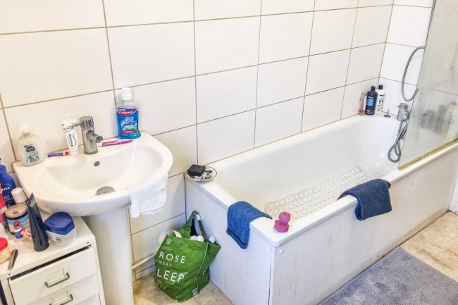 Flat 8 St. Johns Court, Finchley Road, Hampstead, London, NW3 6LL 6