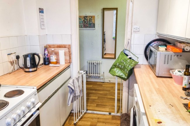 Flat 8 St. Johns Court, Finchley Road, Hampstead, London, NW3 6LL 6