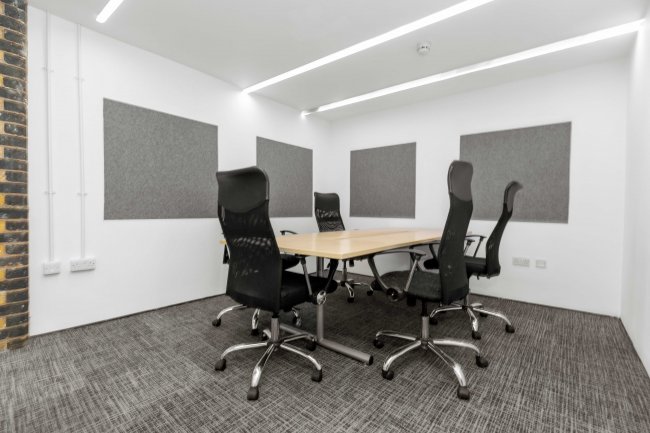 1 Rosebery Avenue, London, EC1R 4SR 4