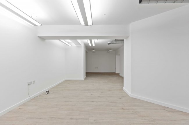 10C Warner Street, London, EC1R 5HA 3