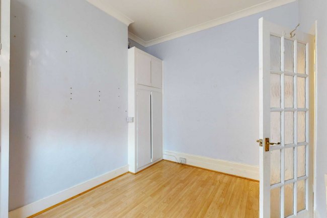 92 Prebend Street, Islington, London N1 8PR 1