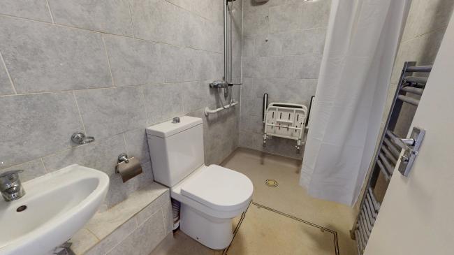 104A Hammond Road, Southall, UB2 4EH 8