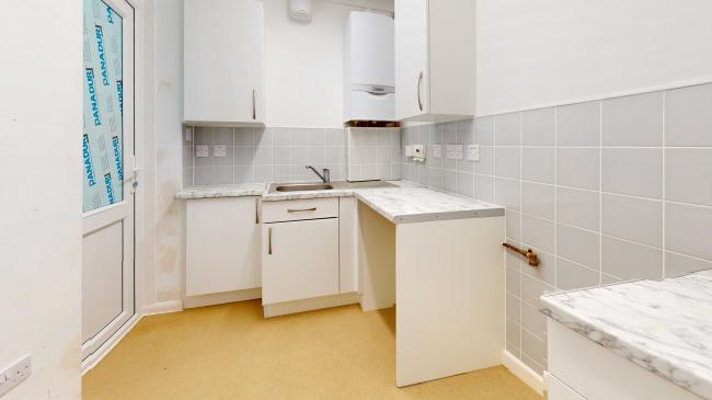 104A Hammond Road, Southall, UB2 4EH 8