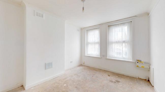 104A Hammond Road, Southall, UB2 4EH 8