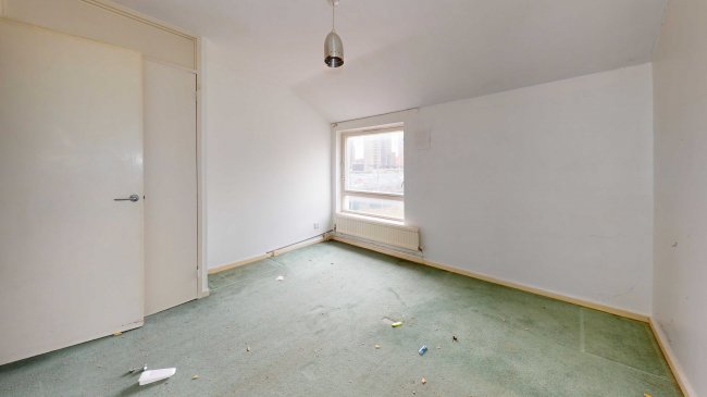 4 Erskine Crescent, Tottenham, London, N17 9PA 1