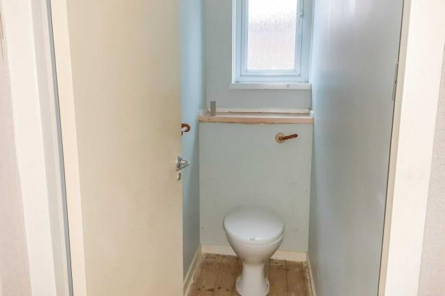 94 Launcelot Close, King Arthurs Way, Andover, Hampshire, SP10 4BY 3