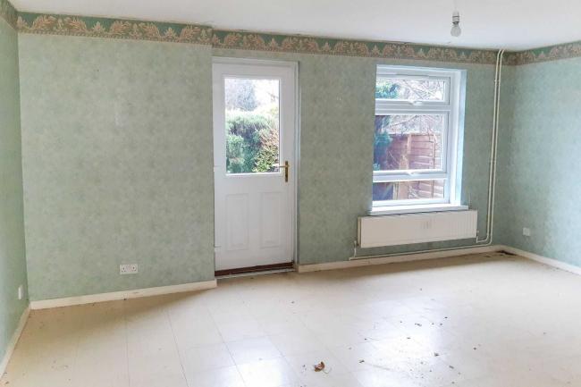 94 Launcelot Close, King Arthurs Way, Andover, Hampshire, SP10 4BY 3