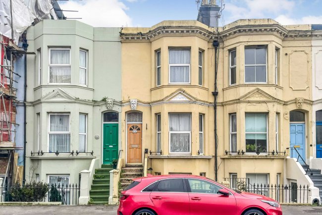 104 Queens Road, Hastings, East Sussex, TN34 1RL 8