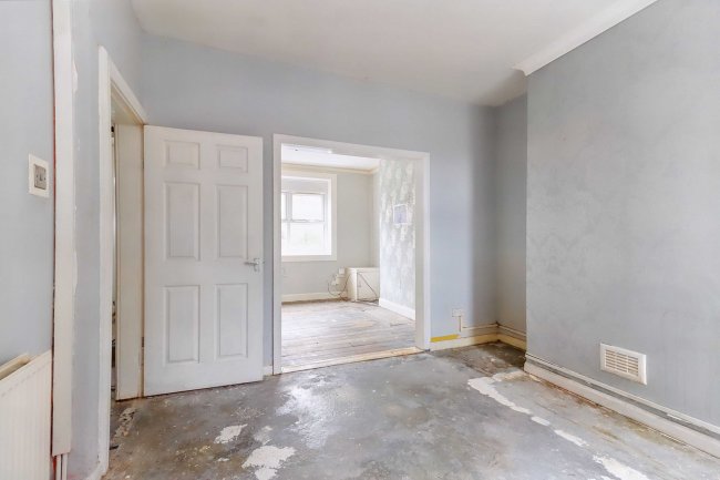 88 Hinderton Road, Birkenhead, Wirral, CH41 9AE 7