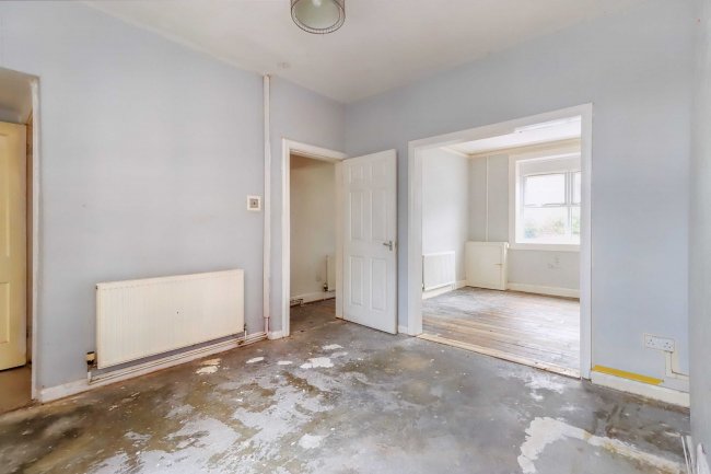 88 Hinderton Road, Birkenhead, Wirral, CH41 9AE 7