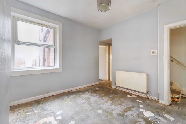 88 Hinderton Road, Birkenhead, Wirral, CH41 9AE 7