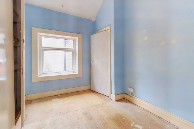 88 Hinderton Road, Birkenhead, Wirral, CH41 9AE 7