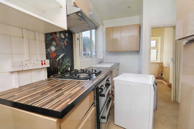 305 Park Lane, Maghull, Merseyside, L31 1HE 10