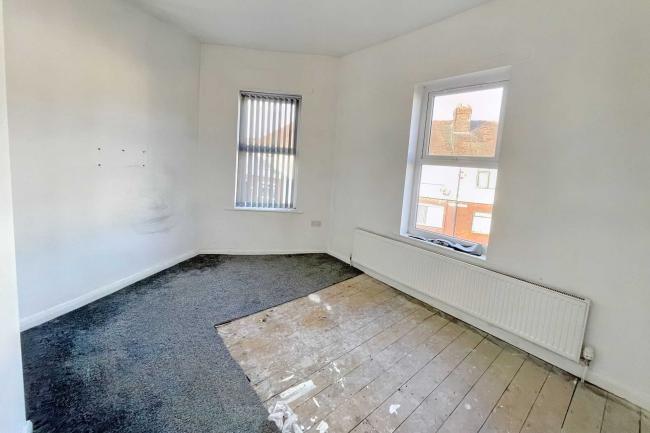 41 Warrenhouse Road, Waterloo, Liverpool, L22 6QN 2