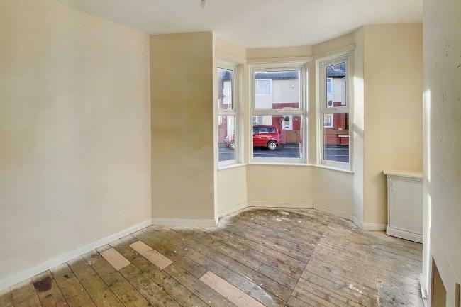 41 Warrenhouse Road, Waterloo, Liverpool, L22 6QN 2