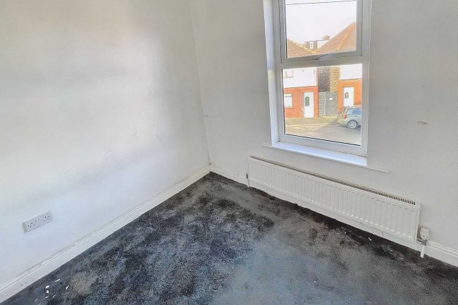 41 Warrenhouse Road, Waterloo, Liverpool, L22 6QN 2